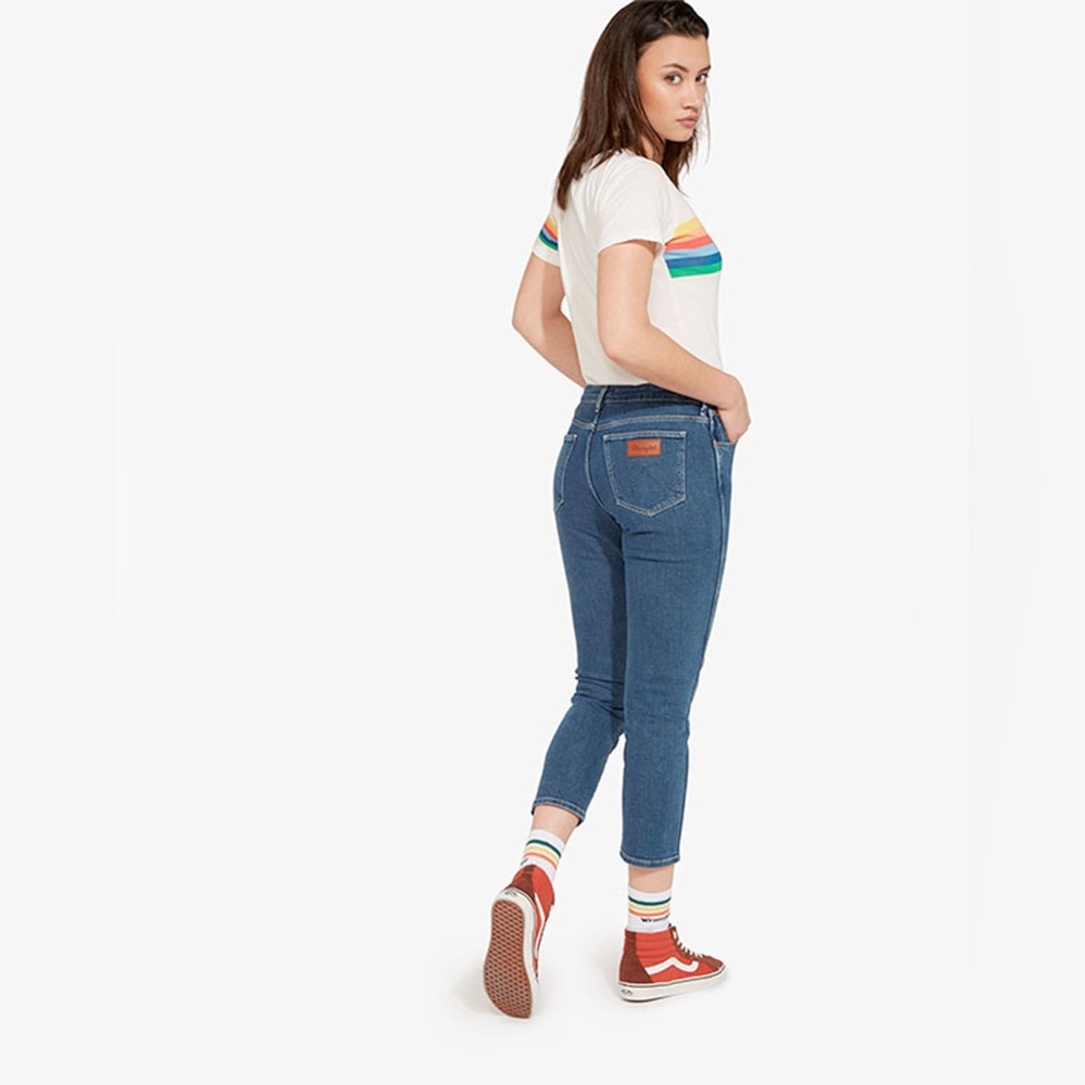 Wrangler Cropped Straight High Waist Jeans